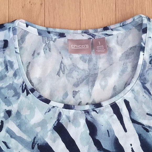 Woman's Chico's Long Sleeve Print Top Medium - Picture 2 of 6
